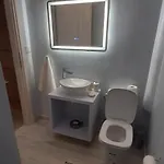 Ranias House דירה
