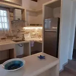 Ranias House