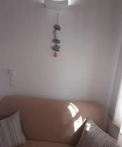 Ranias House Andíparosz